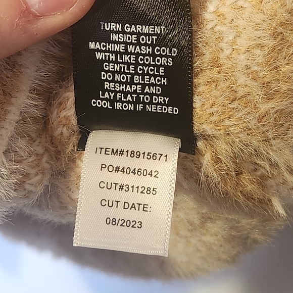 NWOT Torrid Houndstooth Iced Coffee Eyelash Shacket Sweater Size 4 - Picture 5 of 9